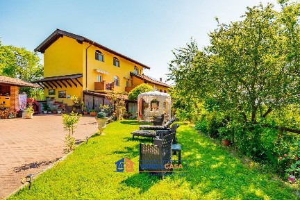 Villa bifamiliare Strada Moirano 244, Acqui Terme