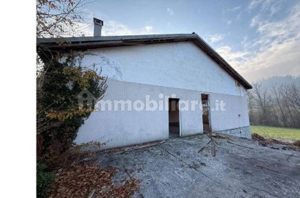 Villa all'asta Strada Provinciale della Val Cerrina Val Cerrina 48, Murisengo Monferrato