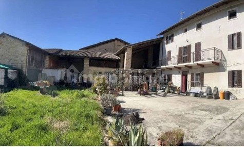 Villa all'asta via Madonna 9, Mombello Monferrato
