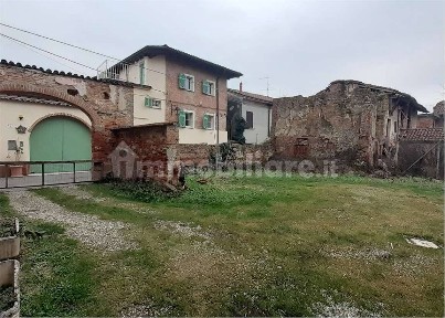 Cassine, Via San Realino, 2