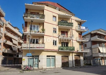 Pescara, Porta Nuova, Viale Amerigo Vespucci, 71
