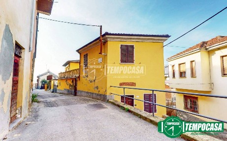 Villa plurifamiliare via Sottoripe, Centro, San Salvatore Monferrato