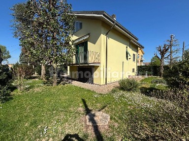 Villa unifamiliare Strada Frugarolo 110, Spinetta Marengo, Alessandria