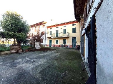 Pecetto di Valenza, strada del po, 5