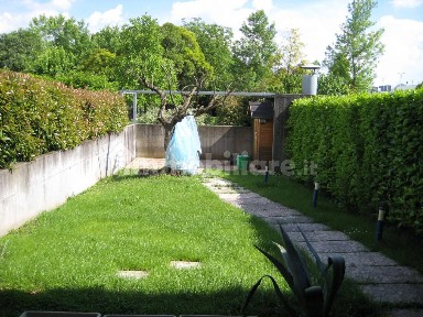 Villa a schiera 4 locali, buono stato, San Valentino, Ospedale, Pordenone