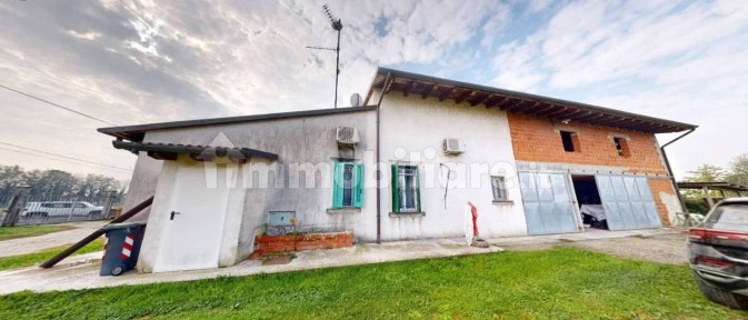 Villa all'asta Cantone Grassi 23, Casale Monferrato