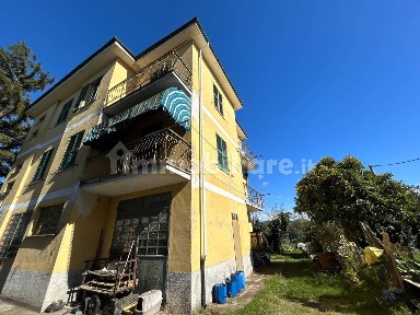 Villa bifamiliare via Fabbriche 73, Serravalle Scrivia