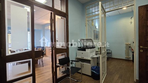 Trilocale via Giosuè Carducci, Piazza Salotto - Corso Umberto, Pescara