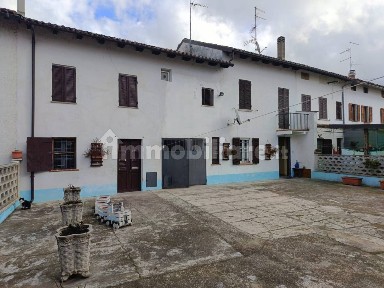 Villa unifamiliare Cantone Grassi 157, Popolo, Rondò, Casale Monferrato