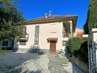 Villa unifamiliare via Magenta 5, Centro, Morano sul Po