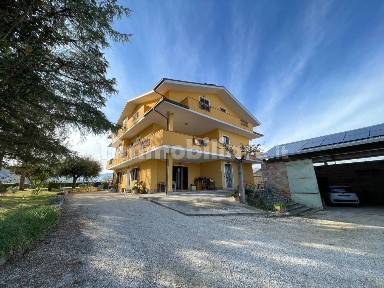 Appartamento via Tiburtina Valeria 1, Manoppello