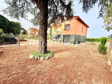 Villa unifamiliare via Sale 30, San Giuliano Nuovo - San Giuliano Vecchio, Alessandria