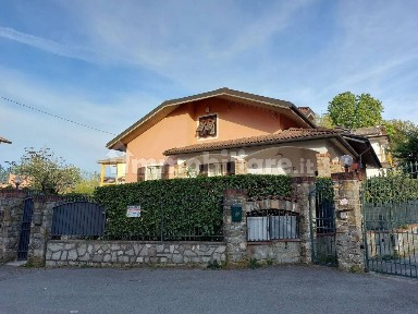 Ovada, Strada Vecchia Costa, 18