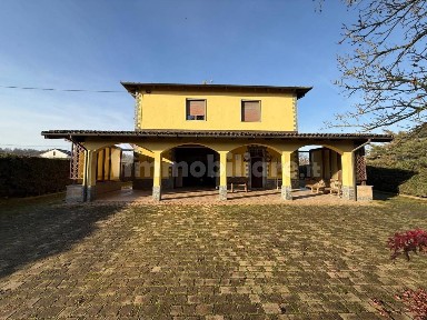 Villa bifamiliare via dei Cavallari 6, Predosa