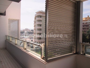 Trilocale nuovo, secondo piano, Via Venezia - Lungofiume Paolucci, Pescara