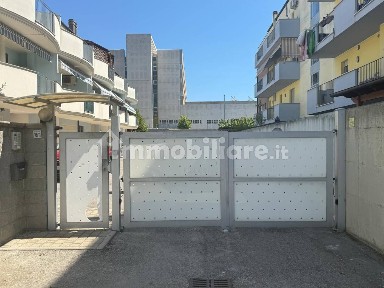 Pescara, Tirino, Via Musone, 16