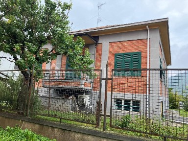 Villa unifamiliare via della Libertà 12, Centro, Vignole Borbera