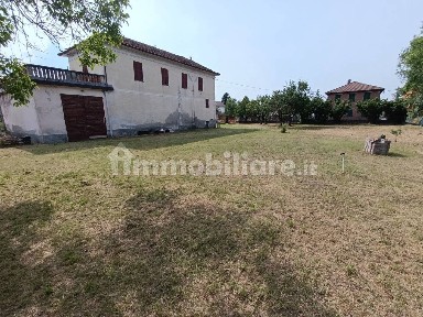 Villa bifamiliare via Carlevaro, Capriata d'Orba