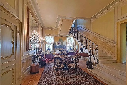 Appartamento in villa via Goffredo Mameli, Centro, Casale Monferrato