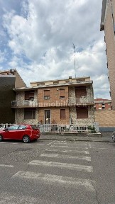 Villa plurifamiliare via Wolfgang Amadeus Mozart 2, Centro, Valenza