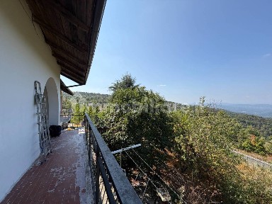 Villa unifamiliare Villaggio Belvedere, Mongorello, Ponzone