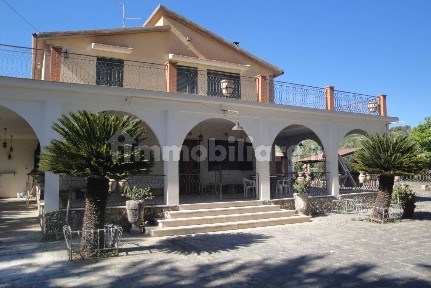 Pietraperzia, Contrada Luogo