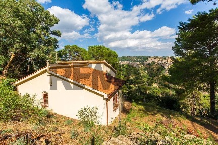 Villa unifamiliare Contrada Piano Marino snc, Piazza Armerina
