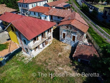 Villa unifamiliare via Enrico Fermi, 13, Centro, Acqui Terme