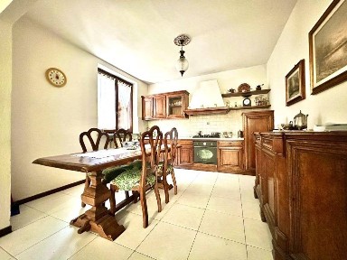 Villa unifamiliare via Brigata Garibaldi 9, Centro, Tortona