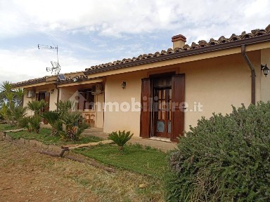 Villa unifamiliare Contrada Fossa dell'Arenazzo, Piazza Armerina
