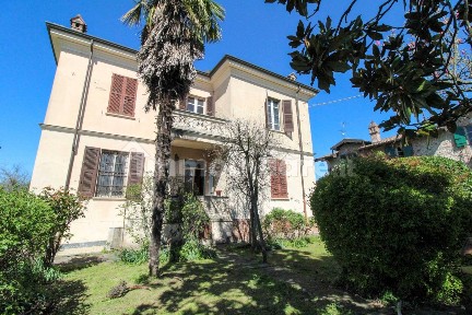 Villa bifamiliare Strada Provinciale Villaromagnano 8, Centro, Tortona