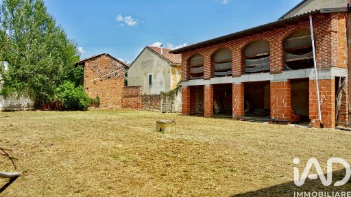 Villa unifamiliare piazza Baiveri, Centro, Masio