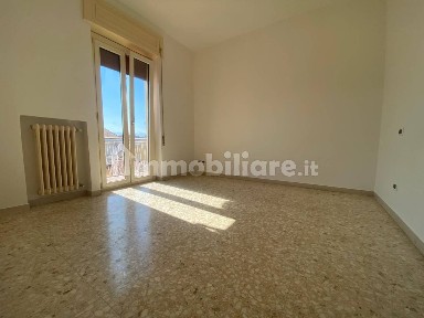 Montesilvano, Viale Gabriele D'Annunzio, 6
