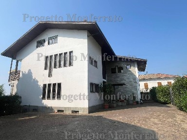 Villa unifamiliare piazza Luigi Lavazza 2, Centro, Murisengo Monferrato
