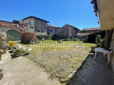 Appartamento in villa via San Realino, Centro, Cassine