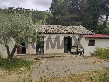 Villa unifamiliare Contrada Rasalgone snc, Piazza Armerina