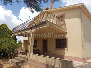 Villa bifamiliare Contrada Malcristiano, Piazza Armerina