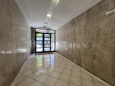 Trilocale via Nicola Fabrizi 171, Piazza Salotto - Corso Umberto, Pescara