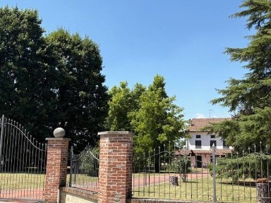 Villa unifamiliare via Guglielmo Marconi 24, San Rocco, Gamalero