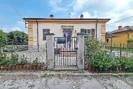 Villa unifamiliare vicolo Pavese, 0, Madonnina, Serralunga di Crea