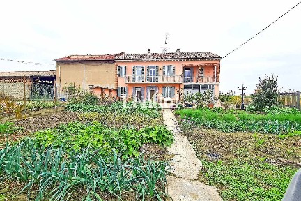 Villa bifamiliare via Maestra 222, Terranova, Casale Monferrato