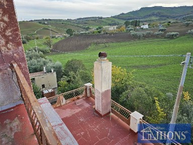 Villa unifamiliare 180 m², Enna