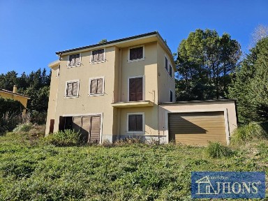 Villa unifamiliare 373 m², Enna