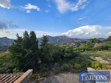 Villa unifamiliare, da ristrutturare, 745 m², Enna