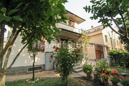 Villa unifamiliare via Brigata Garibaldi 16, Centro, Tortona
