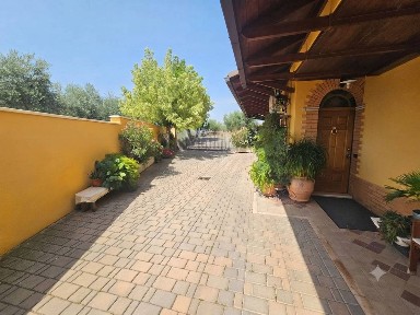 Cepagatti, Via Fantascione