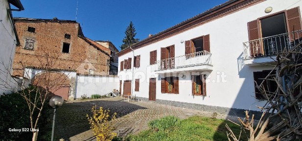 Villa unifamiliare via Santa Maria, Centro, Pietra Marazzi
