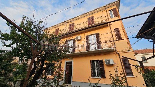 Villa plurifamiliare, ottimo stato, 420 m², Cristo, Alessandria
