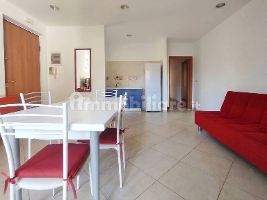 Trilocale via Italo De Sanctis 37, San Silvestro Spiaggia, Pescara