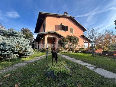 Villa unifamiliare via goito 2, Coniolo Bricco, Coniolo